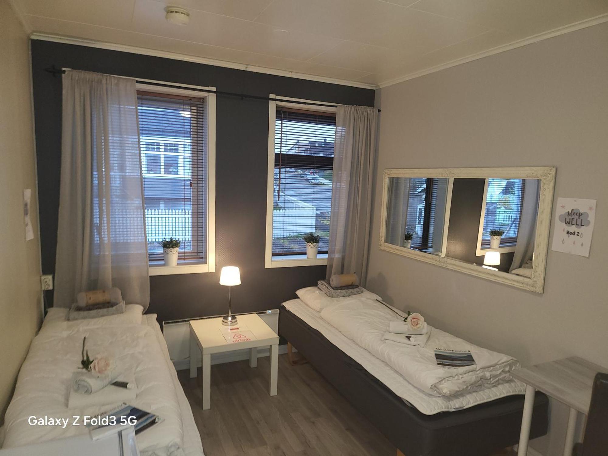 Koselig Leilighet I Narvik Sentrum 5 Soveplasser Gratis Parkering Og Gratis Internett Bagian luar foto